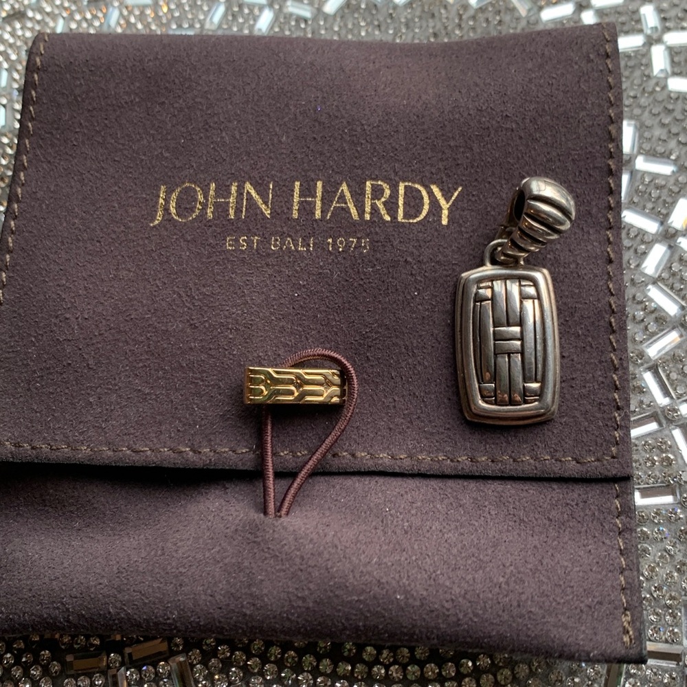 John Hardy bedeg pendant.